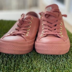 Leather Converse Chuck Taylor All Star